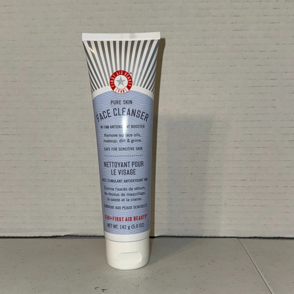 First Aid Beauty Pure Skin Face Cleanser
